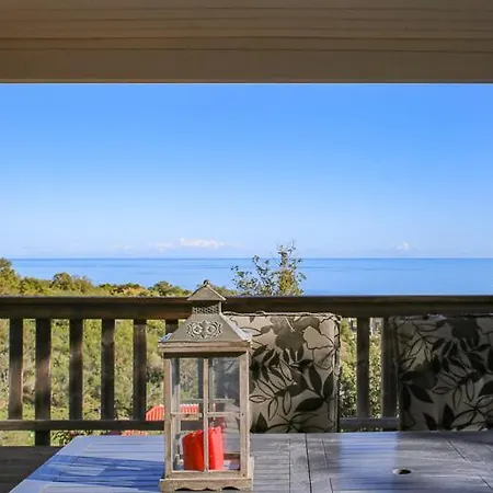 Vista Mare Favone